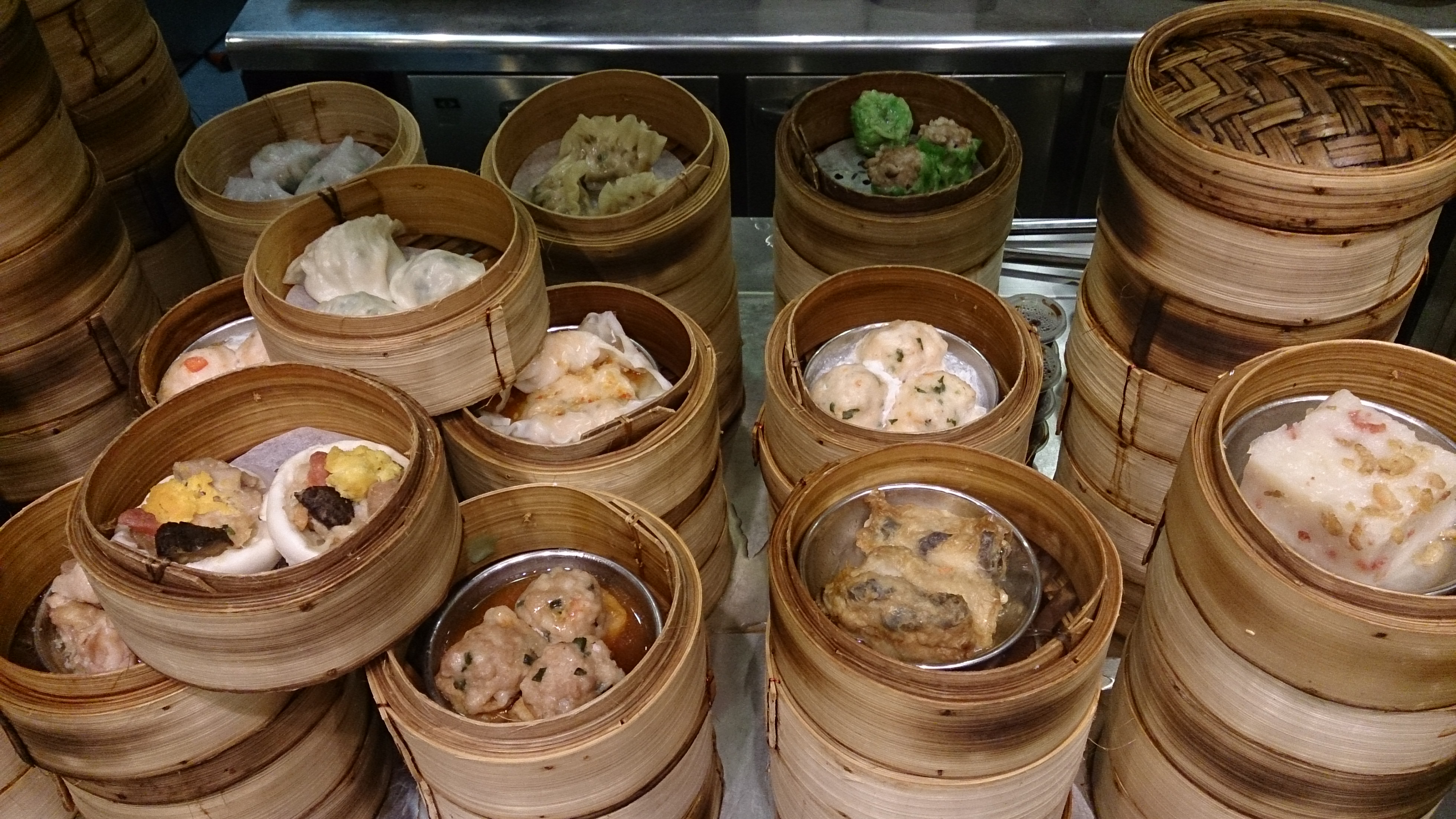 Dim sum baskets in Guangzhou food culture