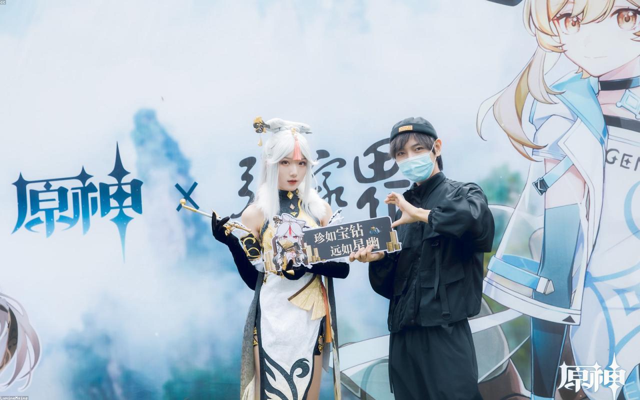 Sandstone pillars in Zhangjiajie National Forest Park